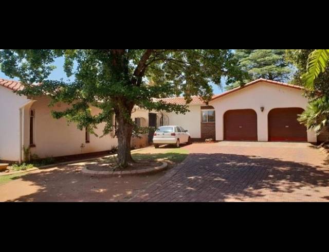 3 BEDROOM HOUSE FOR SALE IN BIRCH ACRES